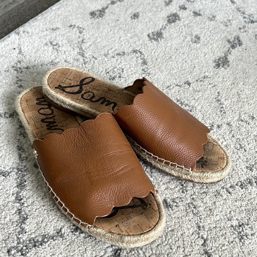 Women’s sandals